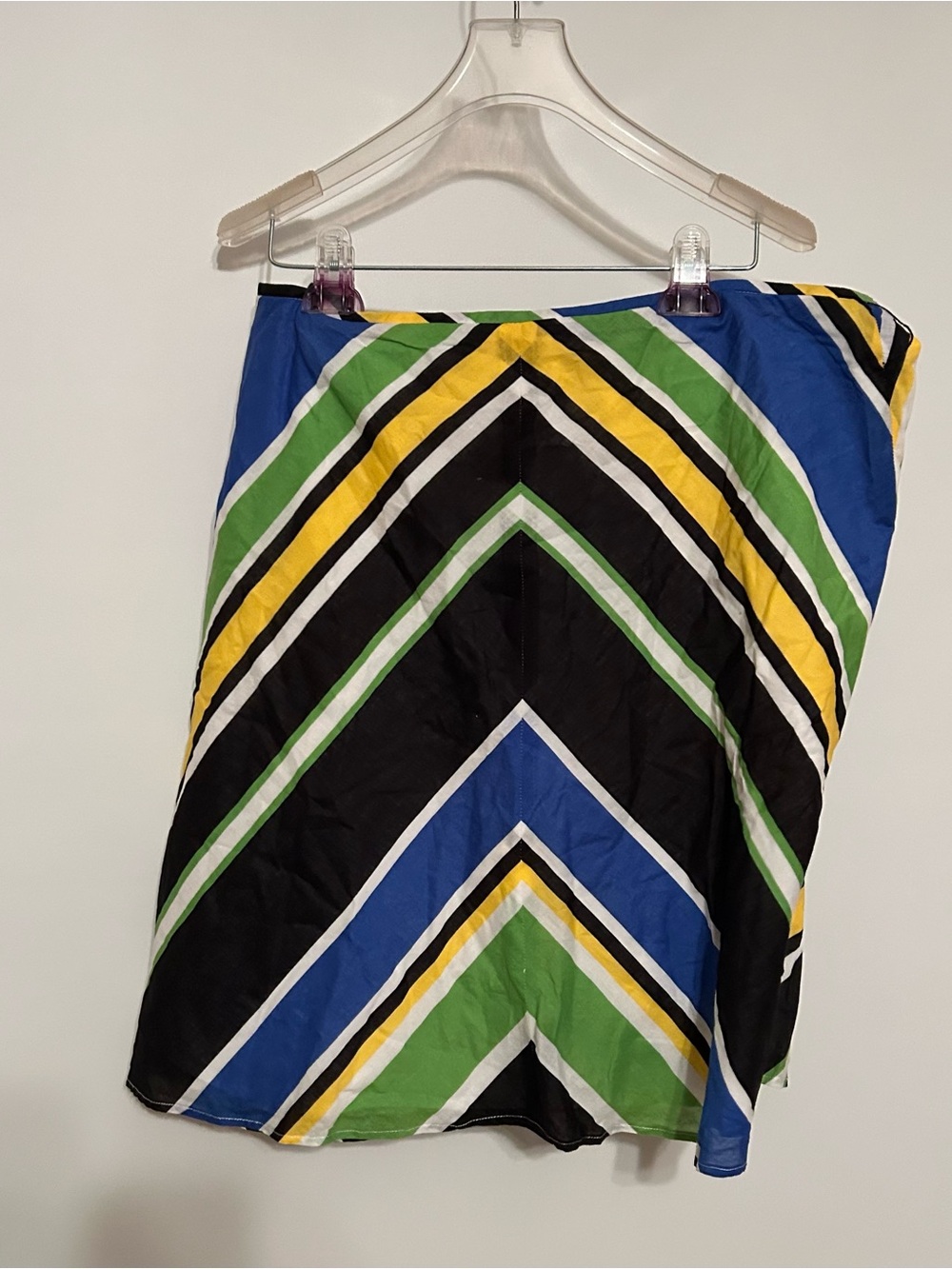 Alex Marie White, Black & Blue Printed Top
